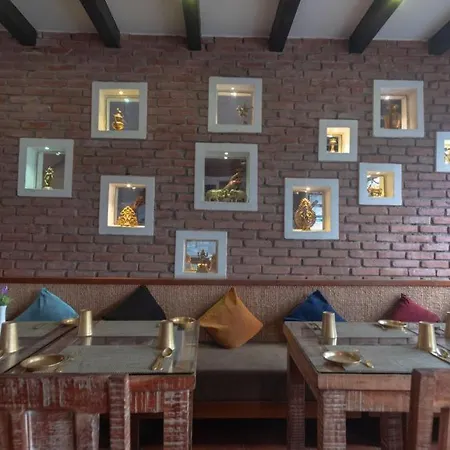 Capital O 697 Swornim Boutique Hotel