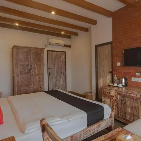 Capital O 697 Swornim Boutique Hotel