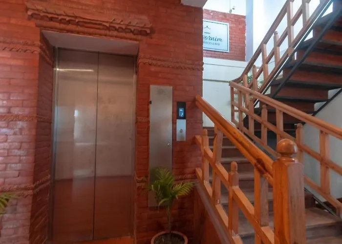 Capital O 697 Swornim Boutique Hotel Katmandú